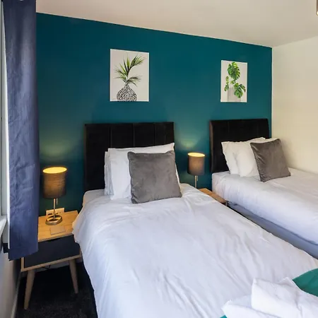 Holiday home Dorian Place By Cliftonvalley *