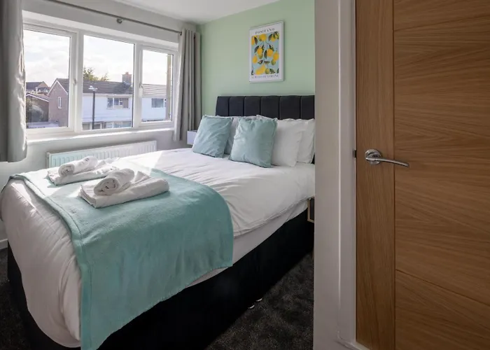 Dorian Place By Cliftonvalley Holiday home Bristol