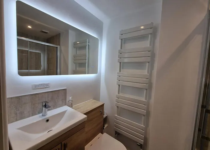 Dorian Place By Cliftonvalley Holiday home Bristol