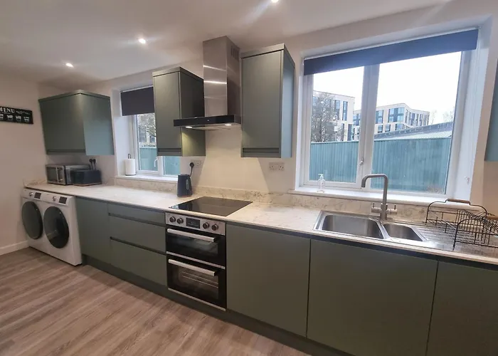 Holiday home Dorian Place By Cliftonvalley *